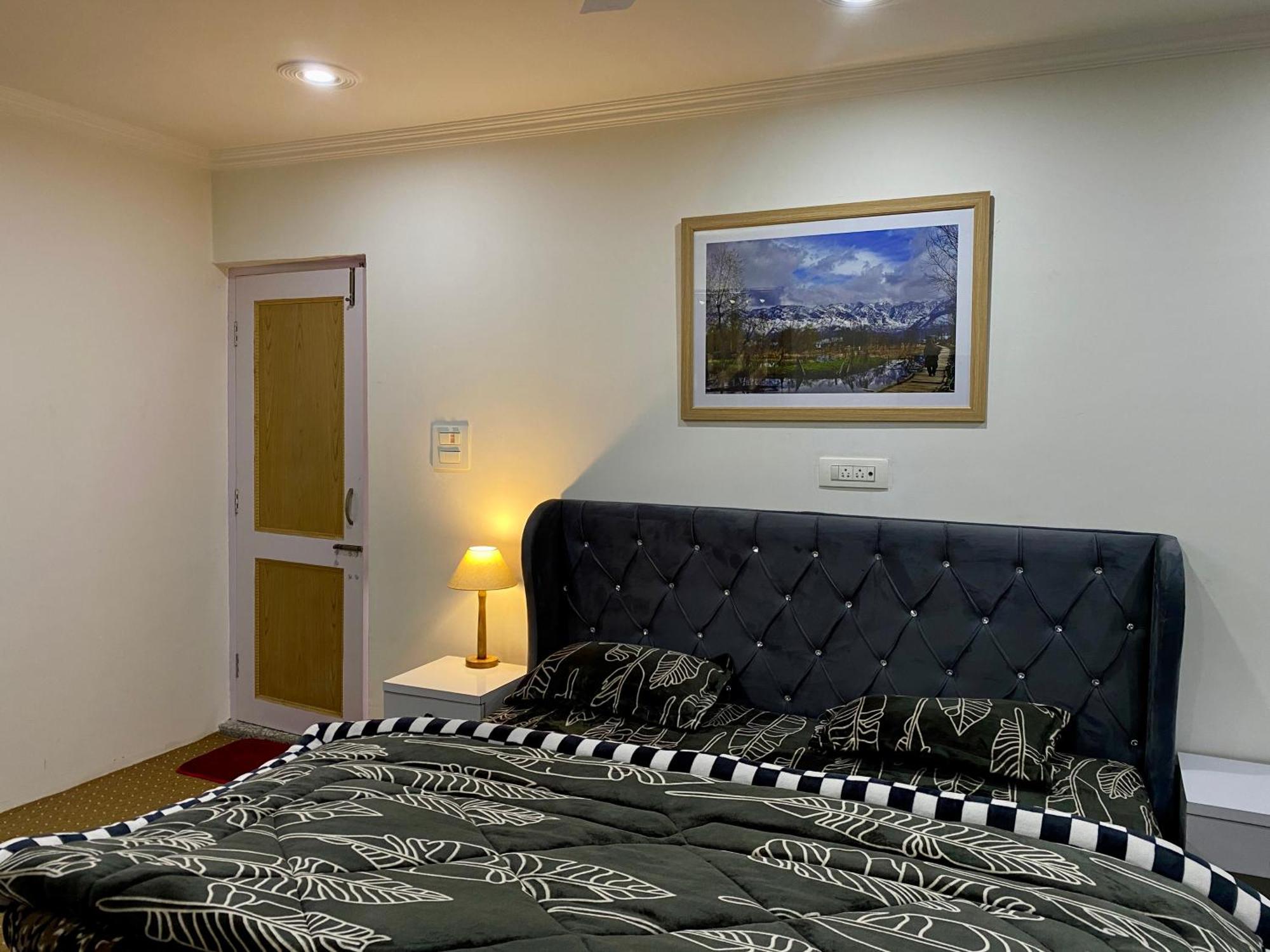 Al Jalal Resort Srīnagar Eksteriør billede